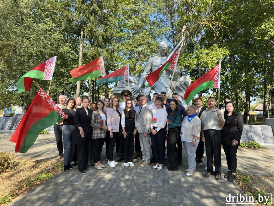 Патриоты Дрибинщины приняли участие в автопробеге «За единую Беларусь!»