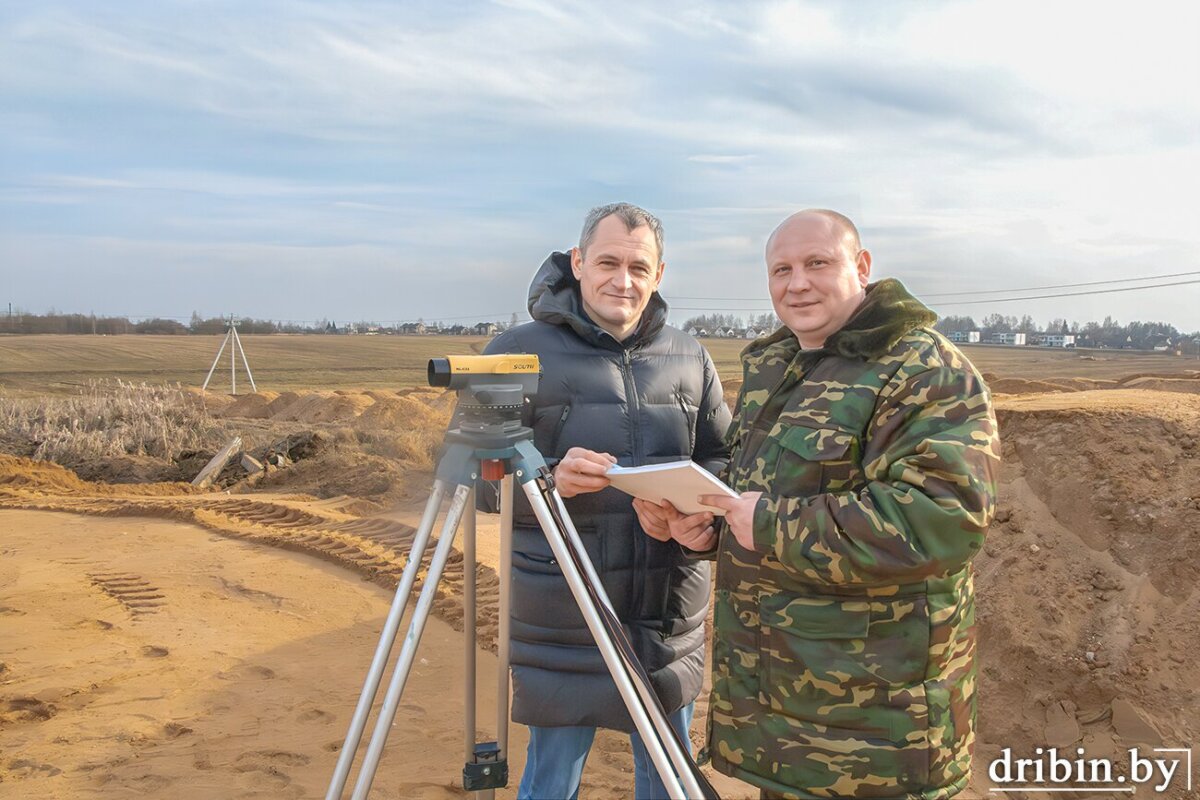 Силами ООО «Дрибинская СПМК №1» ведется реконструкция МТФ вблизи агрогородка Коровчино